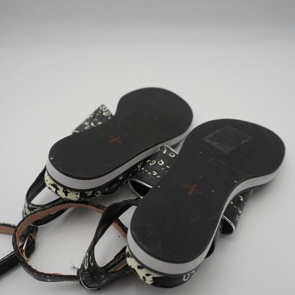 Pour La Victoire Sabina Ankle Strap Flat Sandals, Black/white/silver Size 7. - Picture 8 of 8